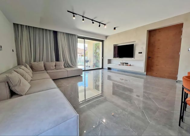 Apartment in Egkomi - view 1