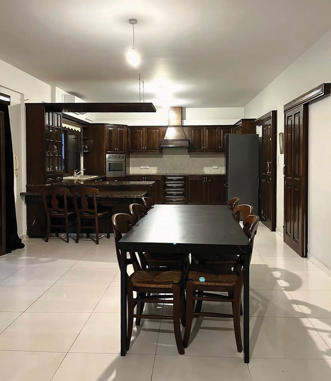 House in Palodeia - Image 3