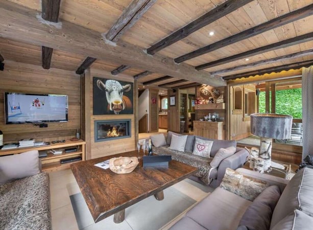 Chalet in Les Allues - view 1