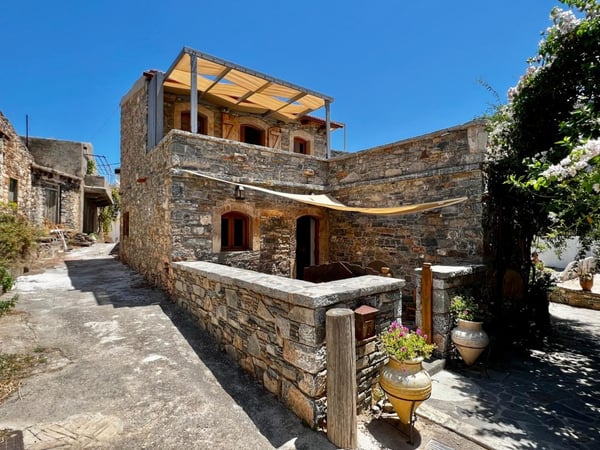 House in Agios Nikolaos - view 1