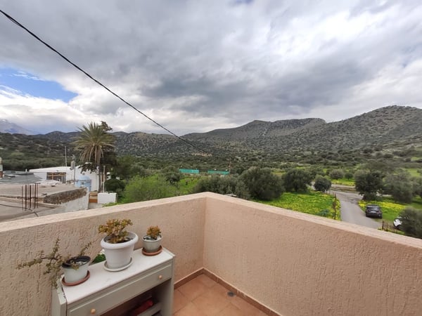 House in Agios Nikolaos - view 1