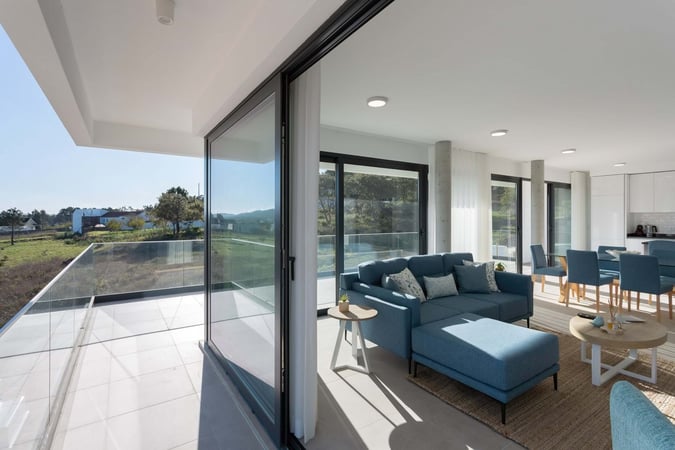 Villa in Famalicao - view 1