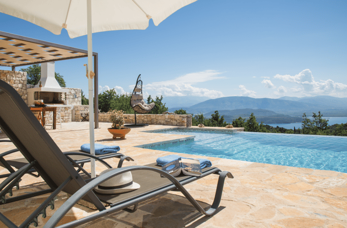 Villa in Pigi - view 1