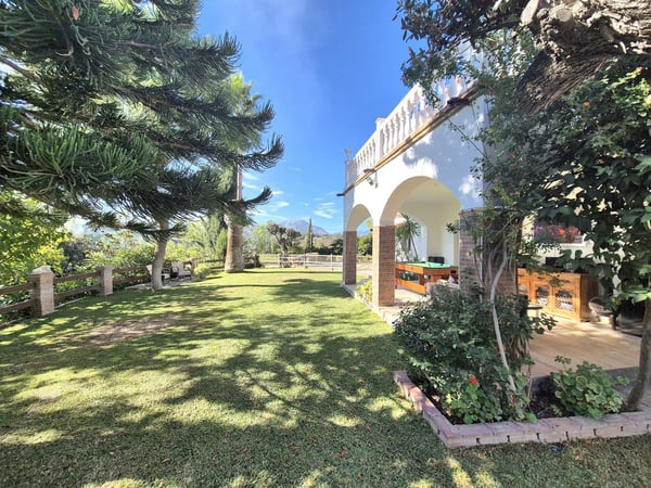 Villa in Coin - view 1