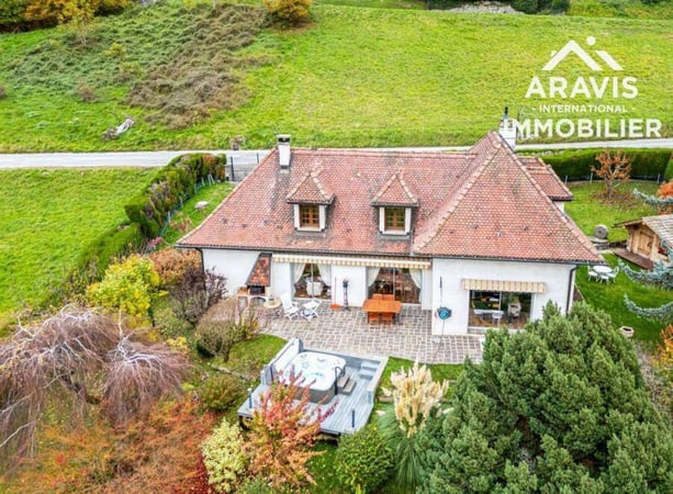 Villa in Ugine - view 1