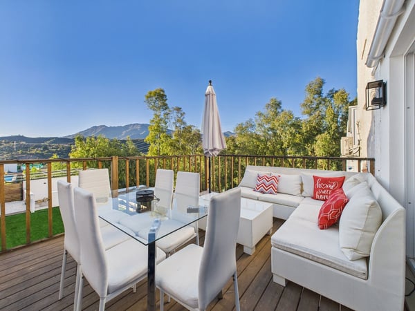 House in Estepona - view 1