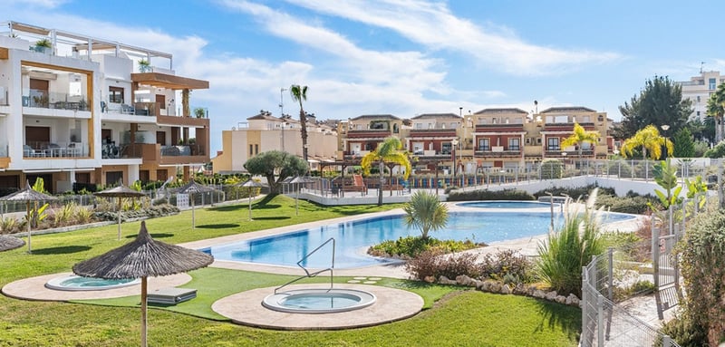 Apartment in Urbanizacion los Balcones - view 1