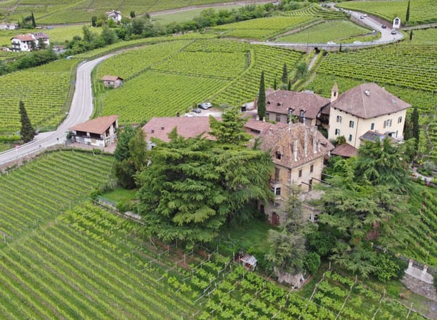 Villa in Cornedo all'Isarco/Karneid - view 1