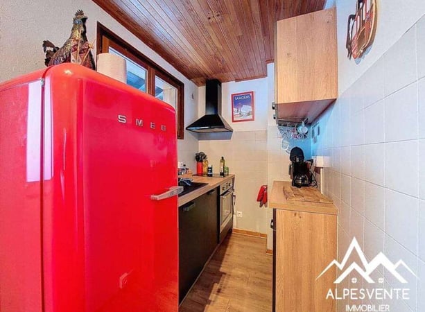 House in La Riviere-Enverse - view 1