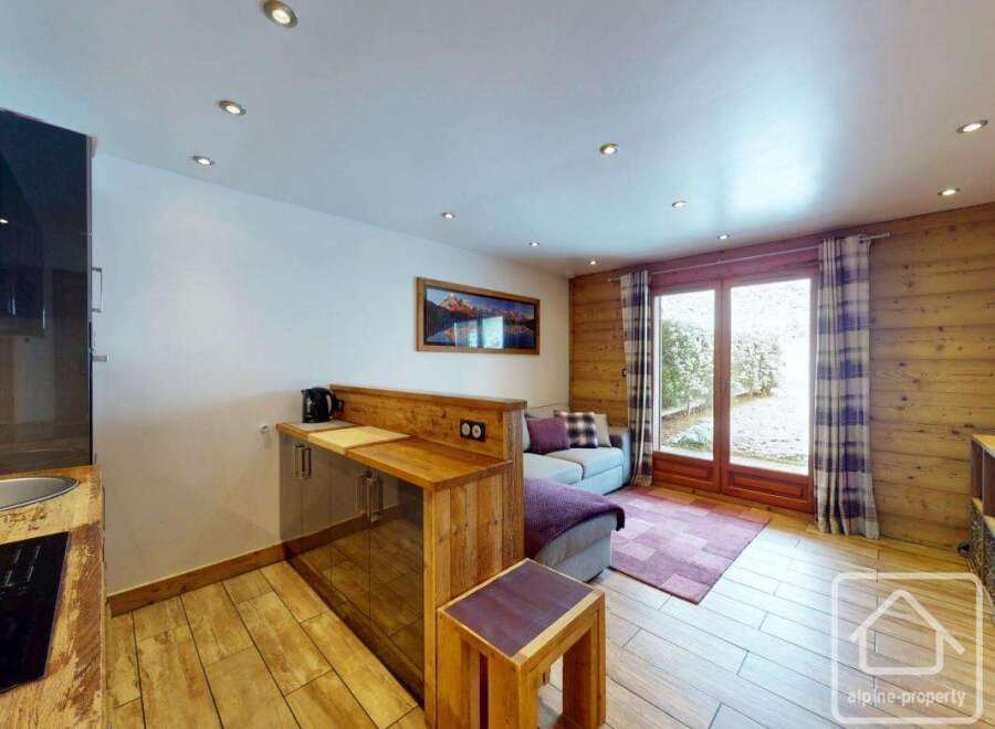 Apartment in Les Houches - Image 2
