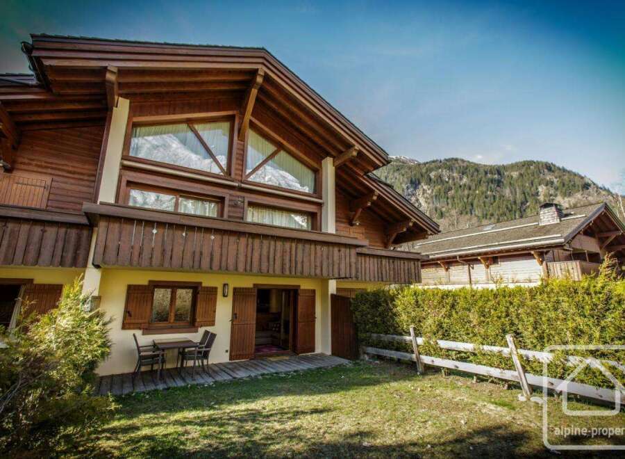 Apartment in Les Houches - Image 4