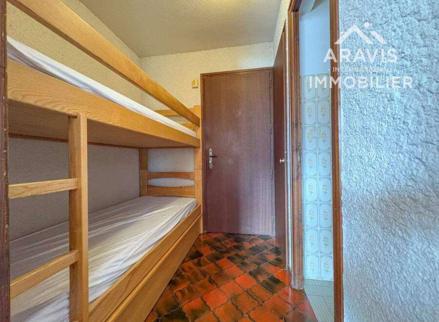 Apartment in Le Grand-Bornand - Image 4