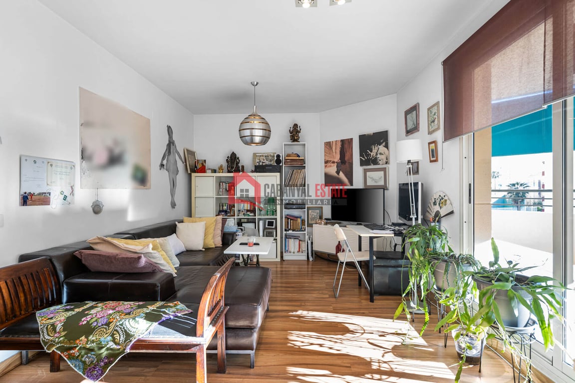 Apartment in La Pobla de Farnals - Image 3