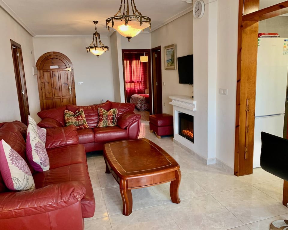 Apartment in Torrelamata - Image 5