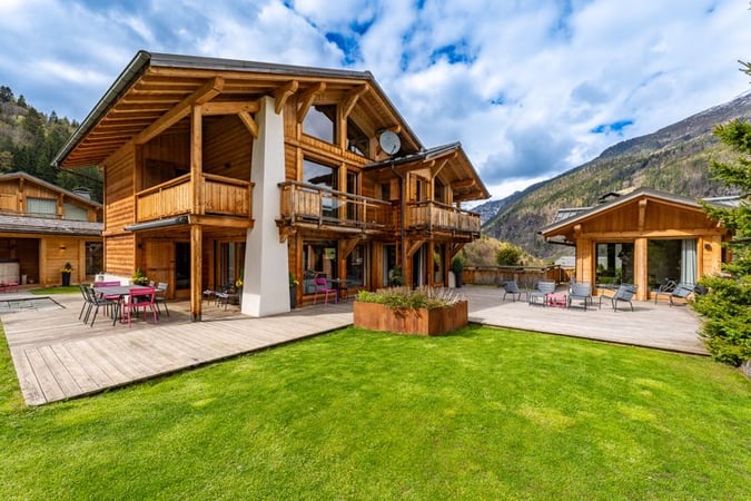 House in Les Houches - view 1