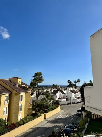 Penthouse in Bel-Air - view 1