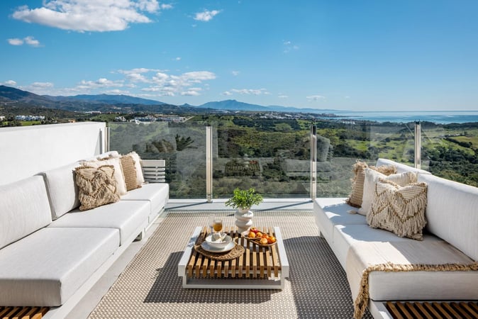 Penthouse in Casares - view 1