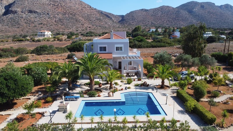 Villa in Stavros - view 1