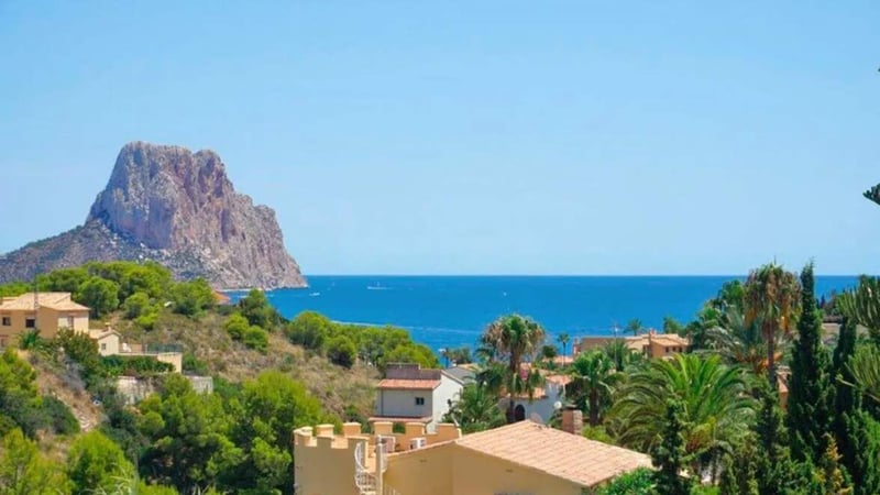 Villa in Calp - view 1