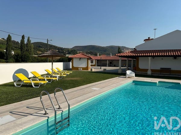 House in Porto de Mos - view 1