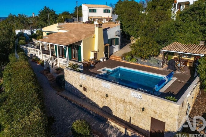 House in Loule (Sao Clemente) - view 1