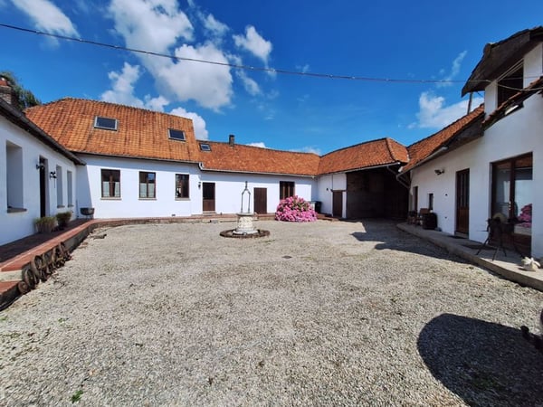 House in Buneville - view 1