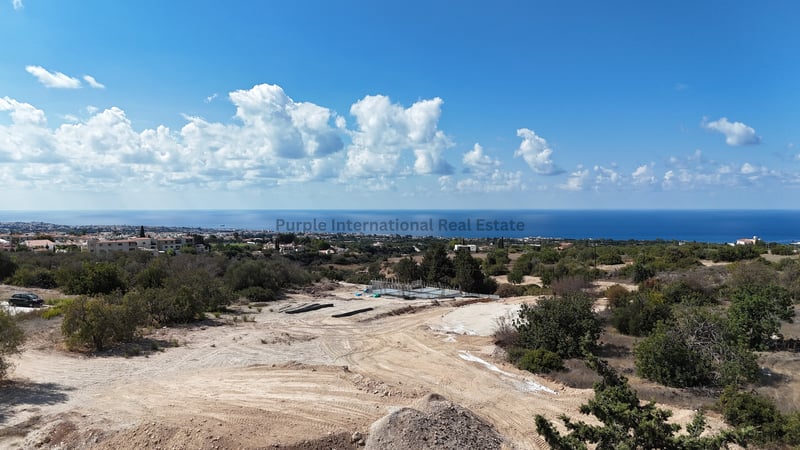 House in Tala - view 1