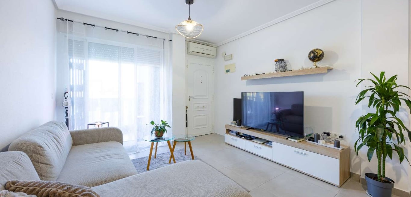 Apartment in Urbanizacion los Balcones - Image 5