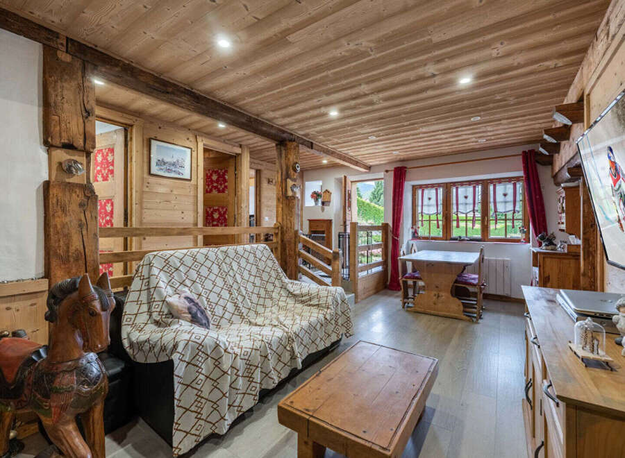 Apartment in Megeve - Image 4