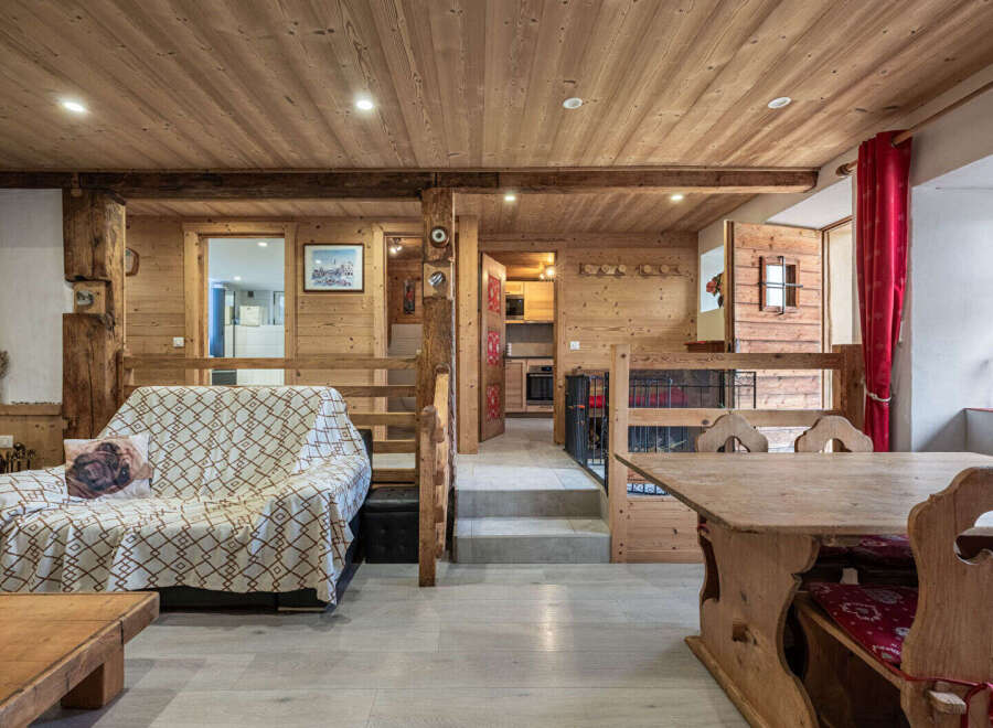 Apartment in Megeve - Image 3