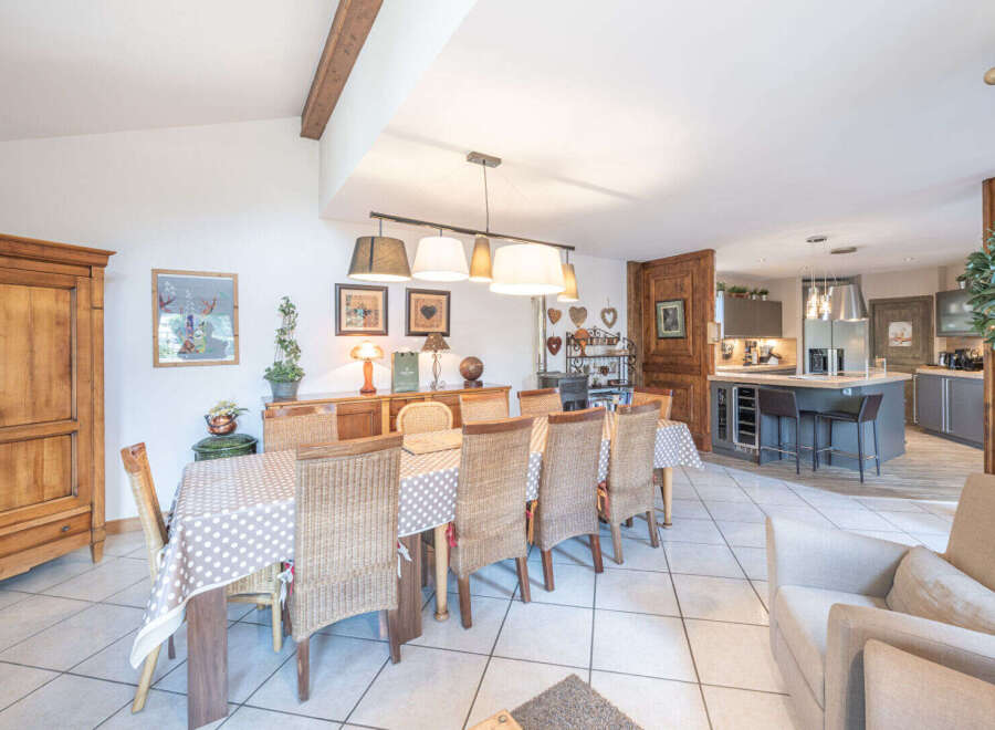 Chalet in Les Deux Alpes - Image 2