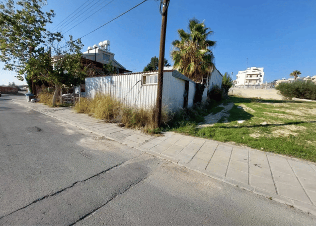House in Kapsalos - view 1