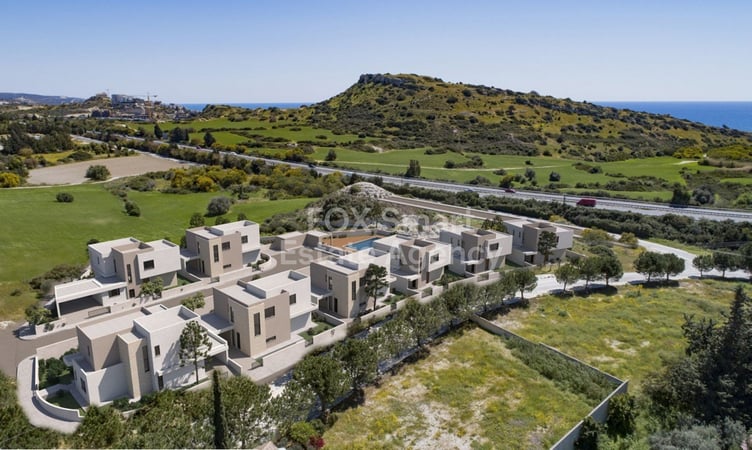 House in Agios Tychon - view 1
