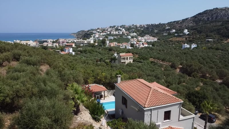 Villa in Almirida - view 1