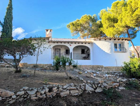 Villa in Moraira - view 1