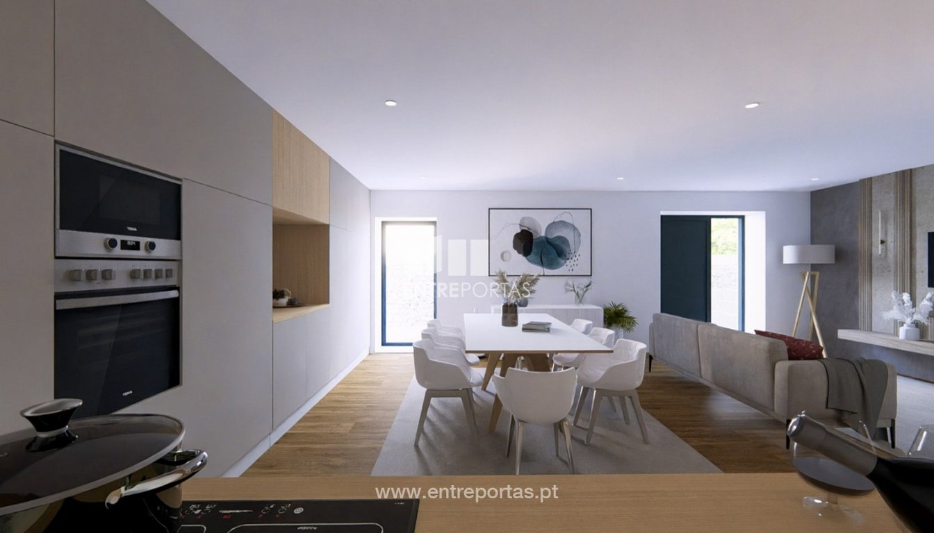 House in Meadela - Image 3