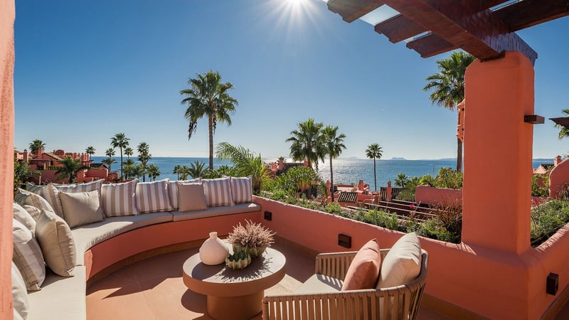 Apartment in Estepona - view 1