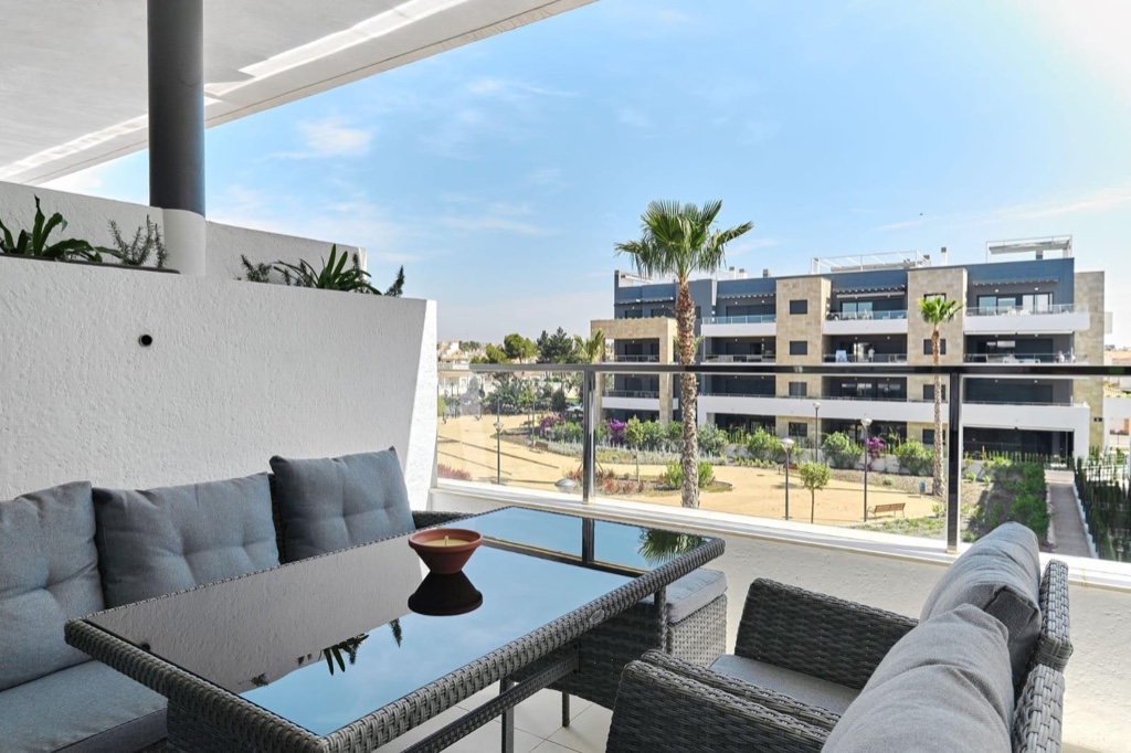 Apartment in Playa Flamenca - Image 3