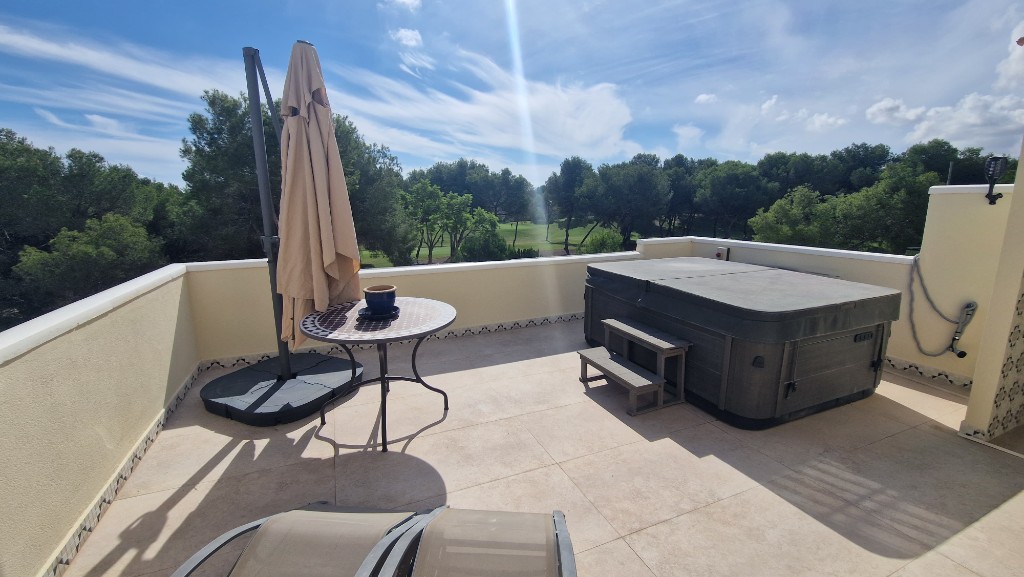 Villa in Dehesa de Campoamor - Image 4