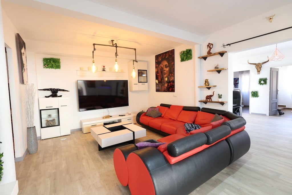 Villa in Villamartin - Image 3