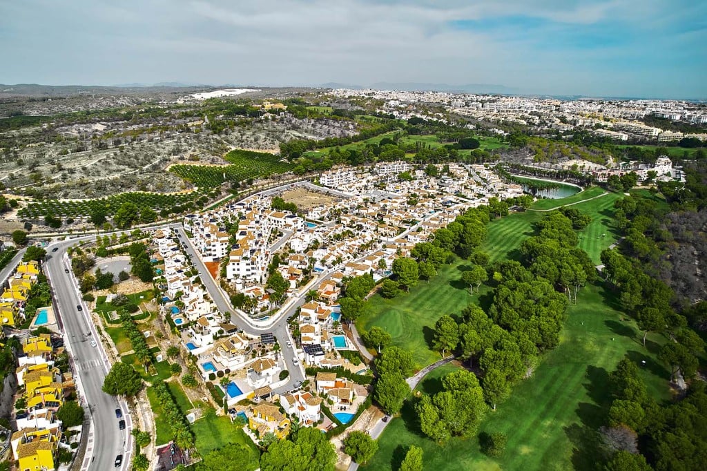 Villa in Dehesa de Campoamor - Image 5