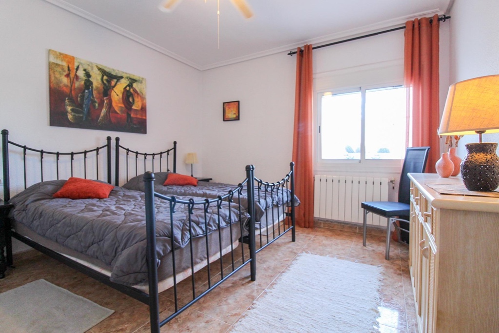 Villa in Cabo Roig - Image 3