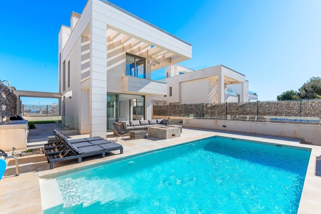 Villa in Villamartin