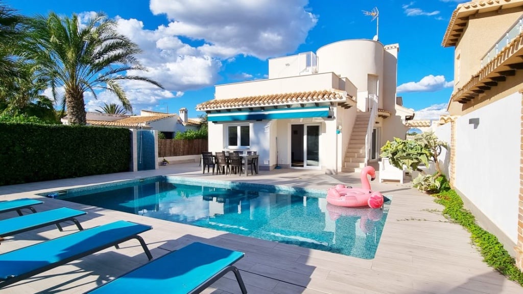 Villa in Playa Flamenca
