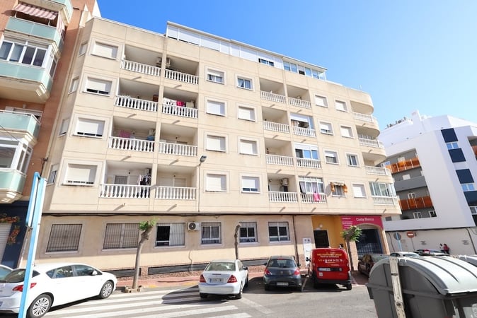 Apartment in Torrevieja - view 1