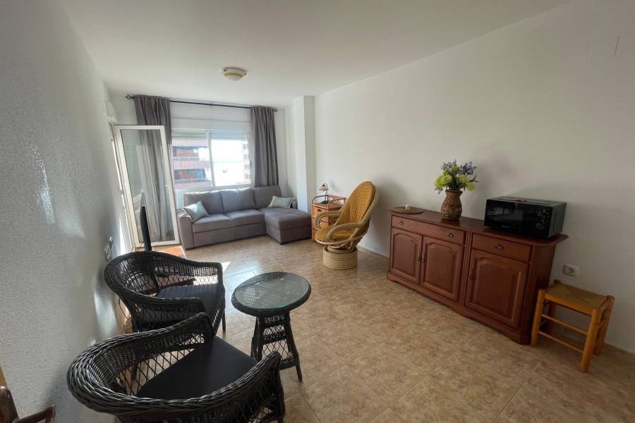 Apartment in Torrevieja - Image 2