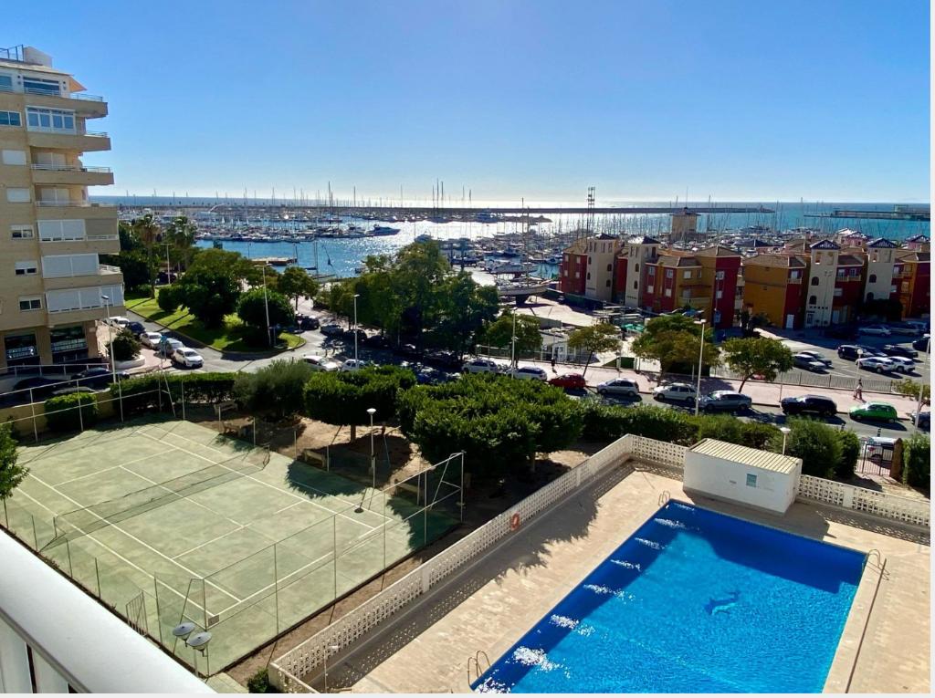 Apartment in Torrevieja - Image 4