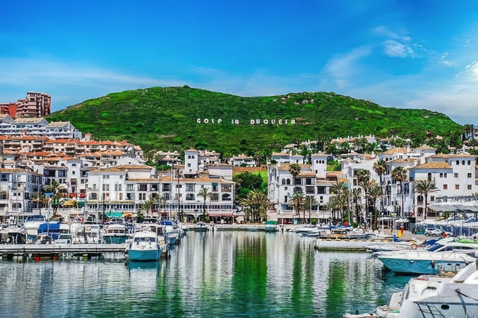 Apartment in La Duquesa - view 1