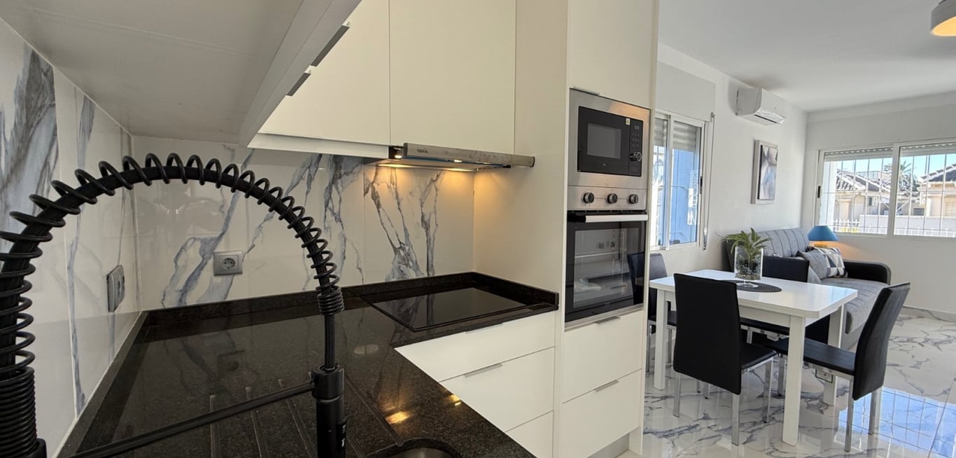 House in El Chaparral - Image 4