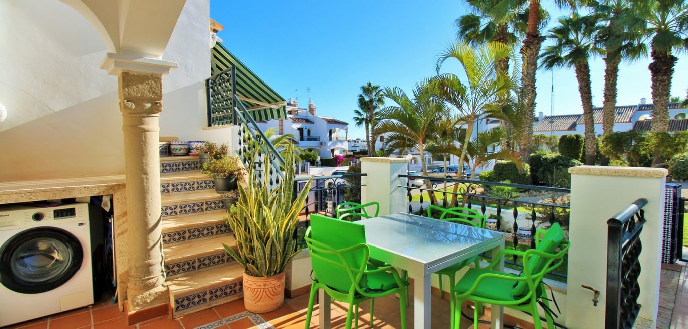 House in Villamartin - Image 3